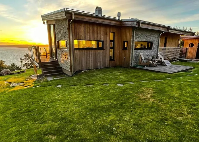 With Oslofjord View At Jeloya * Moss